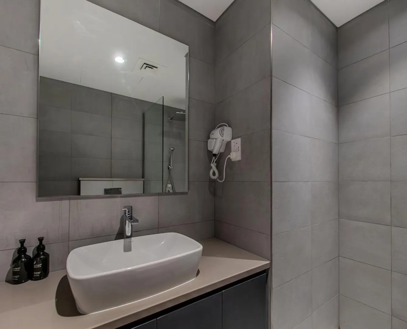 1Br Aljada Apartment In Schardscha