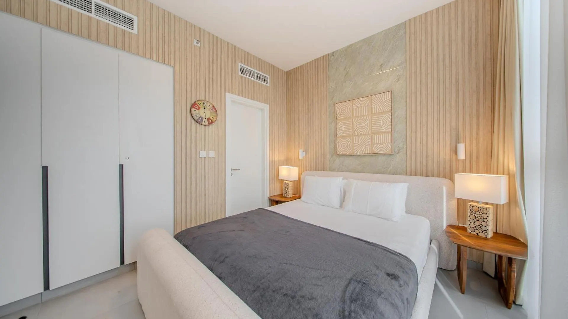 1Br Aljada Apartment In Schardscha 0*,